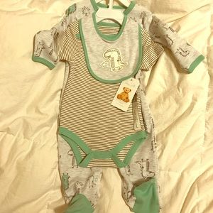 Baby footie pajama set
